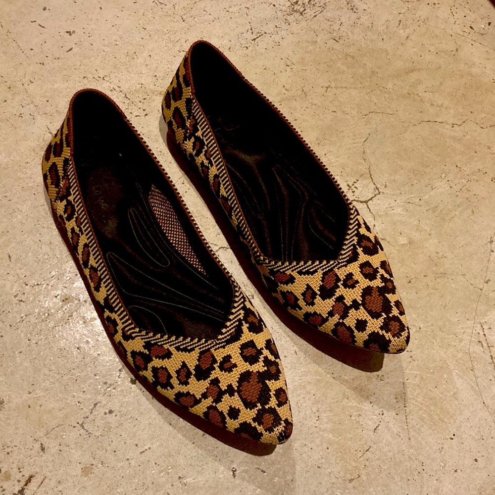 Cute Memory Foam Cheetah Print Flats!